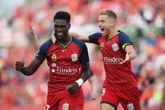 英超-哈兰德破门里科刘易斯建功 曼城2-2水晶宫